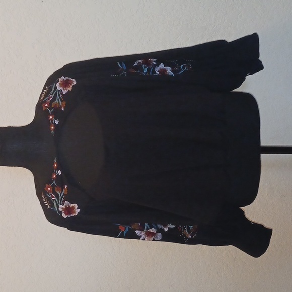 Free People Embroidered Top- Small - Picture 3 of 9